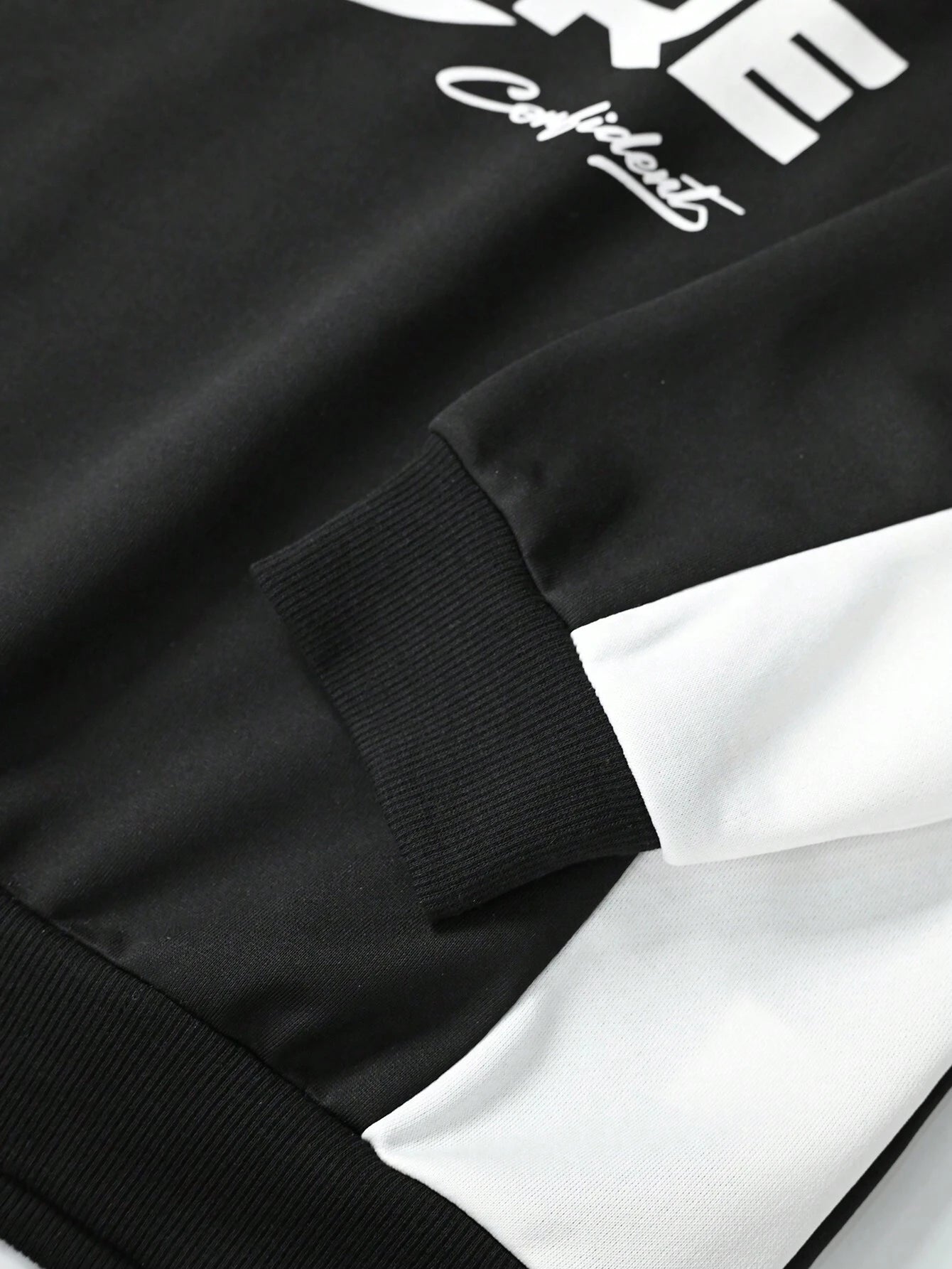 Bold “SINCERE” Graphic Colorblock Sweatshirt